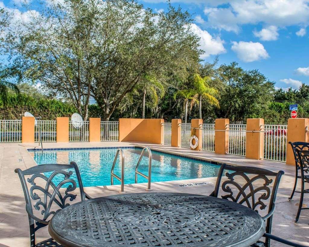 Comfort Inn Fort Myers Northeast Tiện nghi bức ảnh