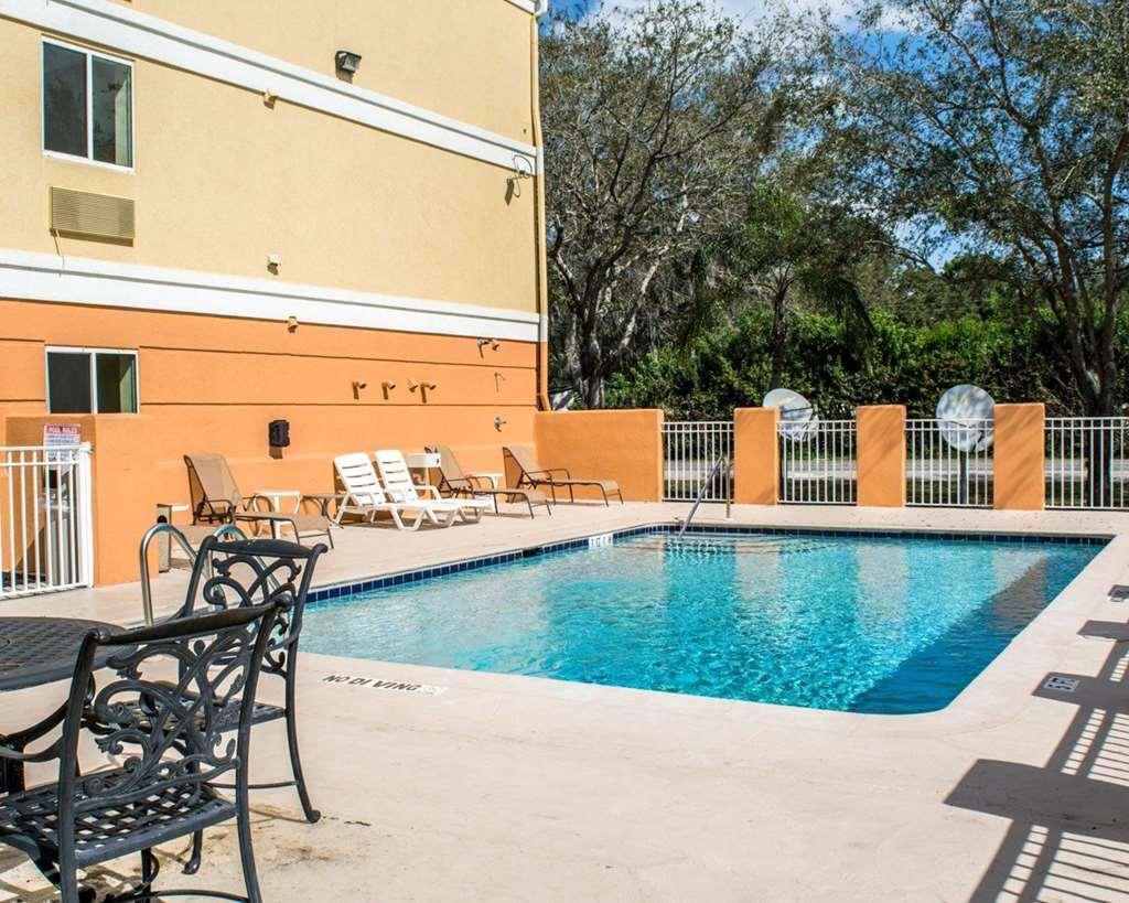 Comfort Inn Fort Myers Northeast Tiện nghi bức ảnh