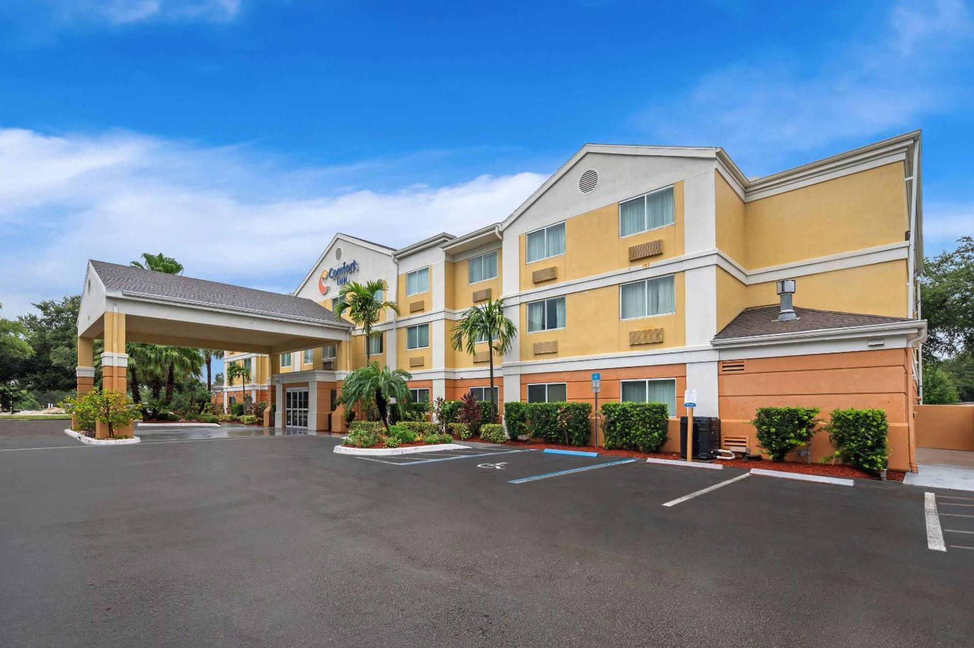 Comfort Inn Fort Myers Northeast Ngoại thất bức ảnh